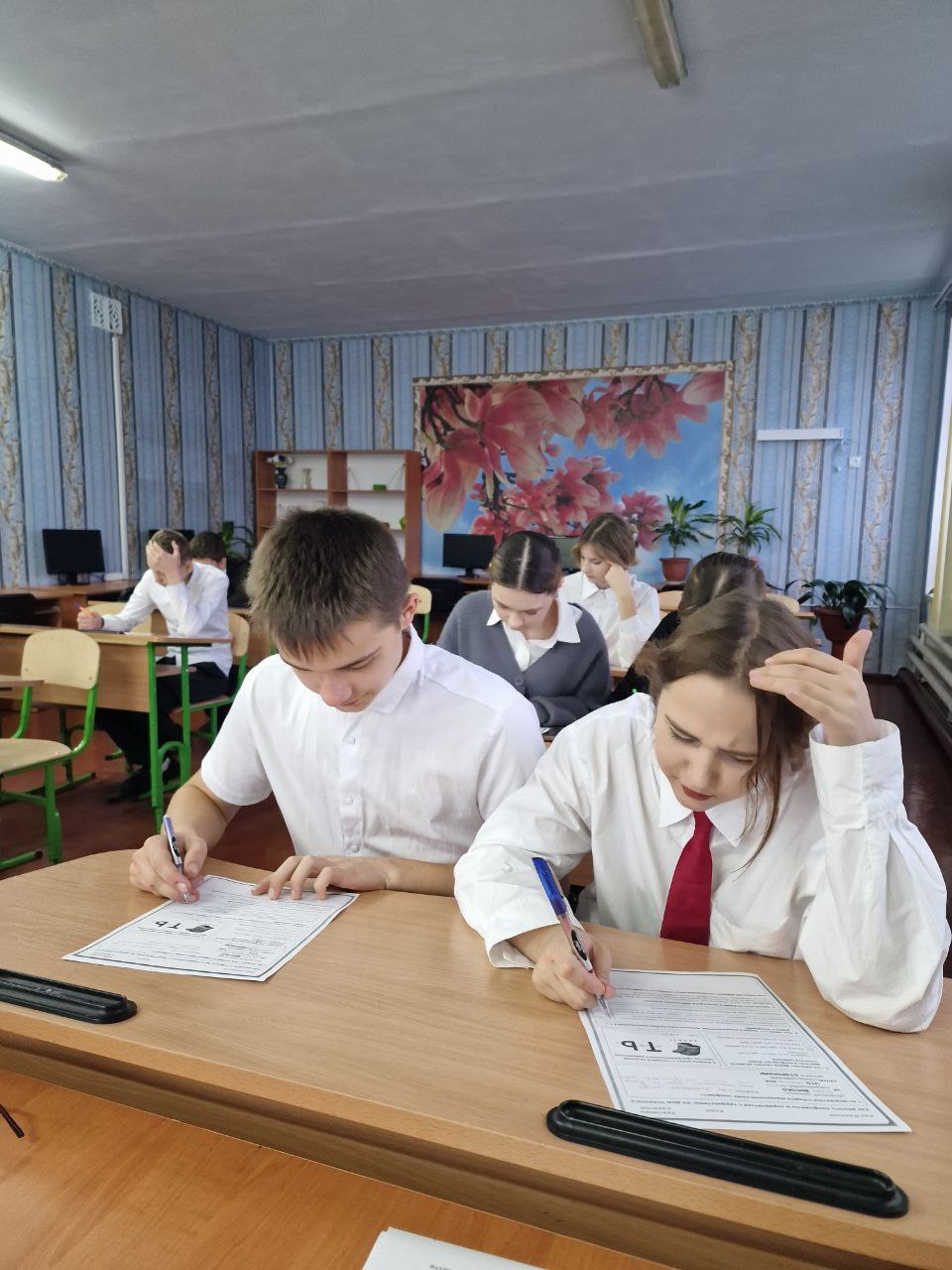 Сегодня в "Станично-Луганской средней школе имени Грекова П.М." прошел урок "Разговоры о важном", посвященный теме разрешения конфликтов и преодоления трудностей Сегодня в "Станично-Луганской средней школе имени Грекова П.М." прошел урок "Разговоры о важном", посвященный теме разрешения конфликтов и преодоления трудностей