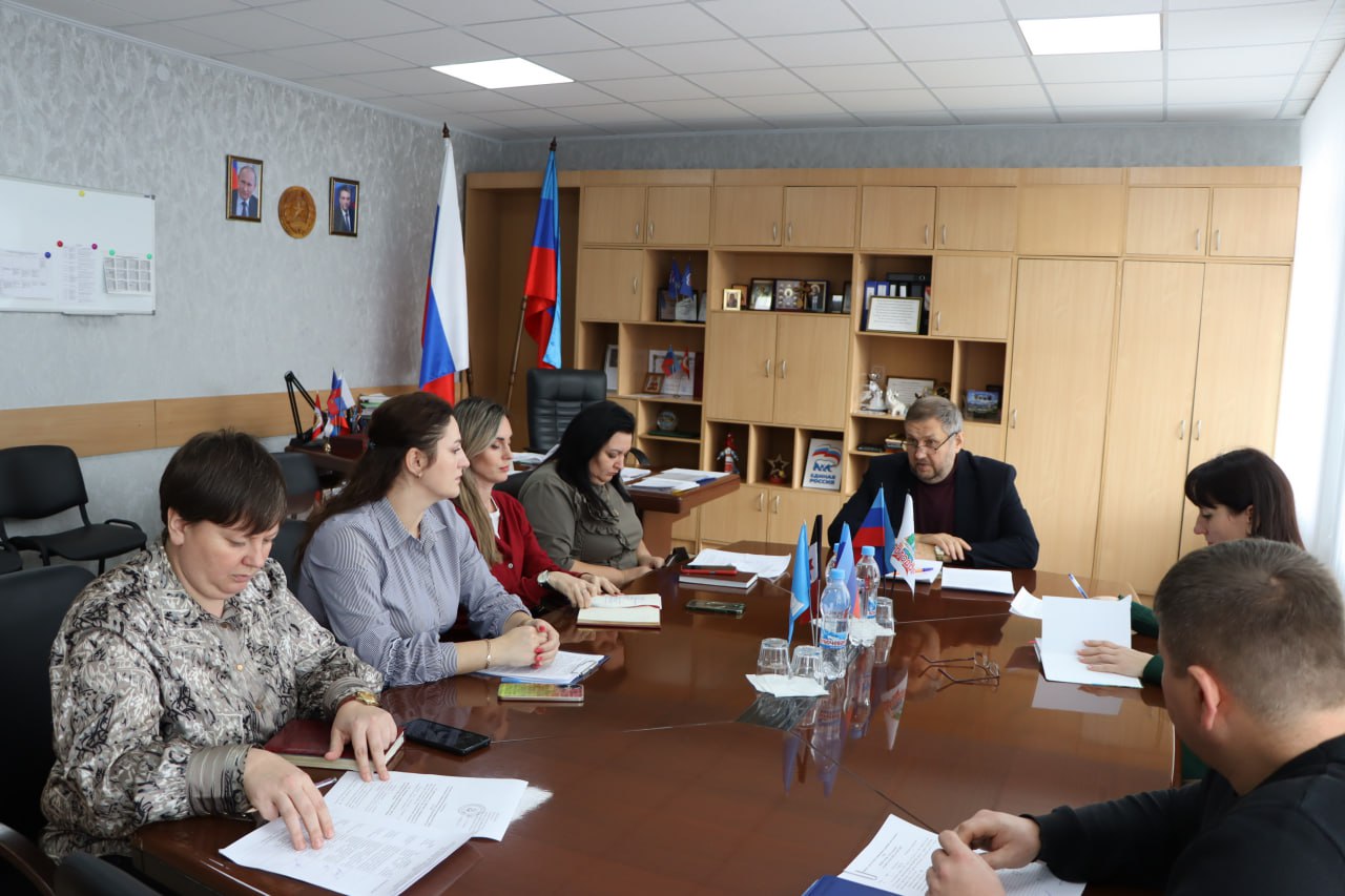 Евгений Бондарь: Провел очередное заседание антинаркотической комиссии Евгений Бондарь: Провел очередное заседание антинаркотической комиссии