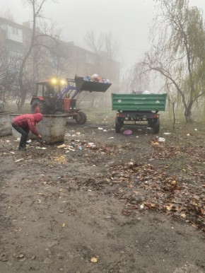 Чистота и порядок на улицах Ясеновского: МУП "Престиж" работает для вас!