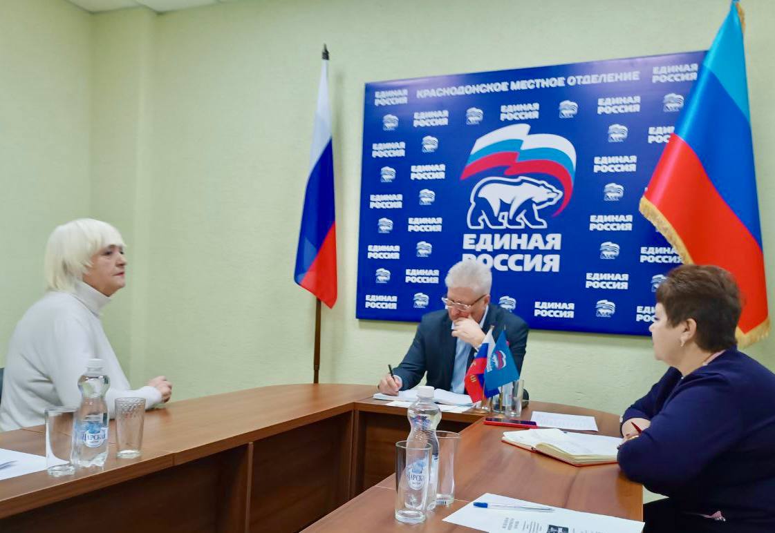 Сергей Козенко: Провел выездной прием граждан в УПЖ г. Молодогвардейск, с. Самсоновка. Жители обратились с вопросами, касающимися жизнедеятельности населенного пункта и благоустройства территории Сергей Козенко: Провел выездной прием граждан в УПЖ г. Молодогвардейск, с. Самсоновка. Жители обратились с вопросами, касающимися жизнедеятельности населенного пункта и благоустройства территории