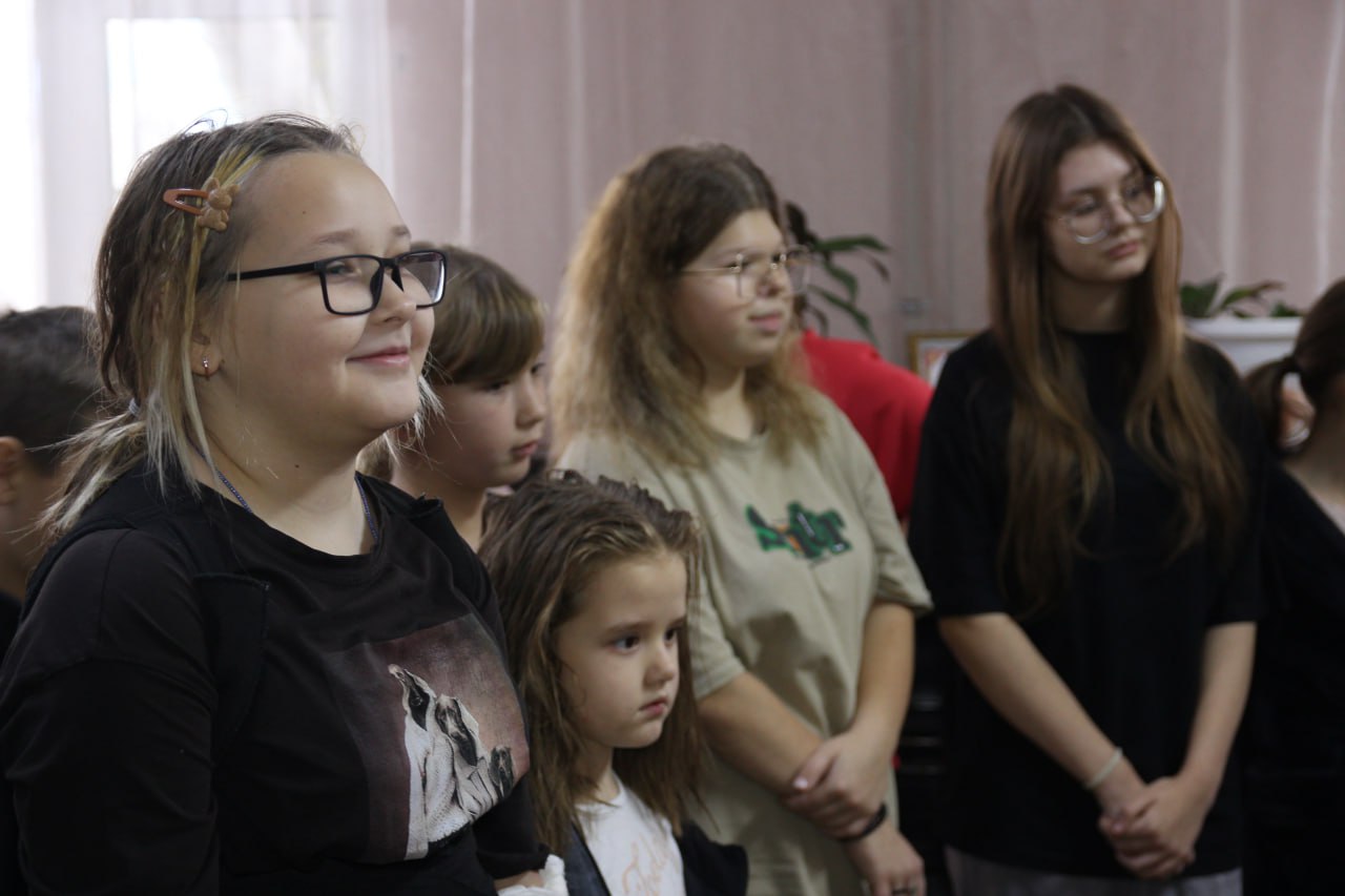 Депутаты от «Единой России» передали игрушки пациентам Луганской детской больницы Депутаты от «Единой России» передали игрушки пациентам Луганской детской больницы