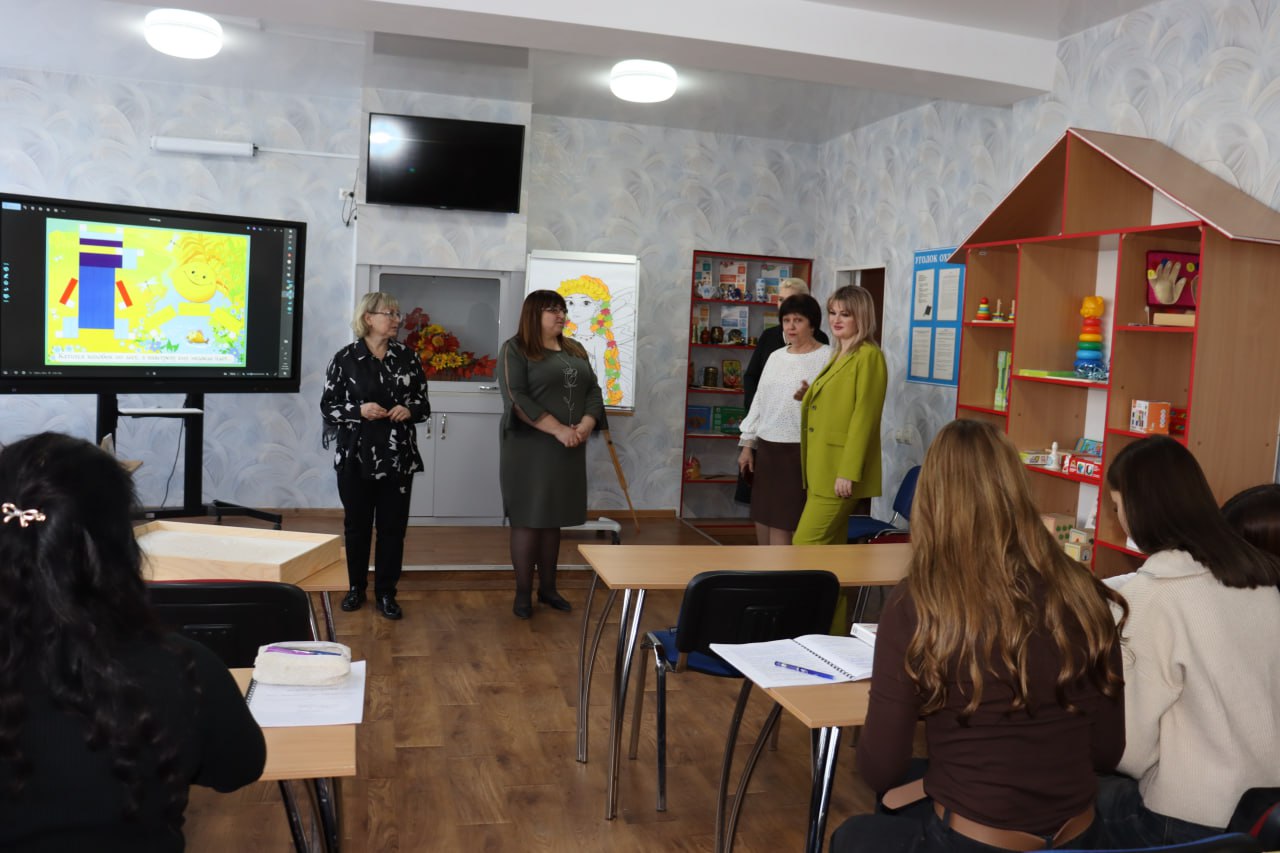 Наталия Жулинская: От медиастудии до робототехники: чем удивил педагогический колледж Наталия Жулинская: От медиастудии до робототехники: чем удивил педагогический колледж