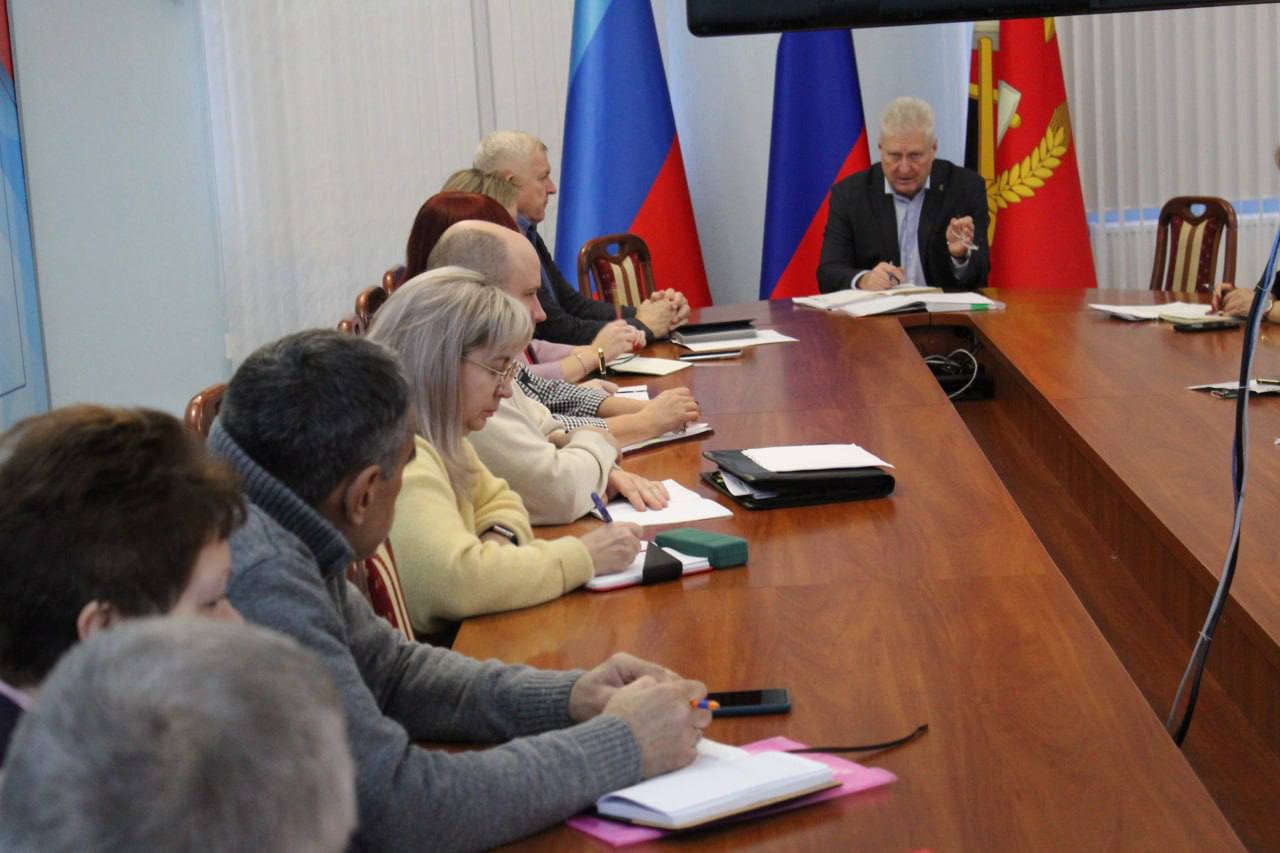 Сергей Козенко: Провел расширенное аппаратное совещание с руководителями структурных подразделений Администрации, начальниками отделов и управления, ответственных за жизнедеятельность населенных пунктов округа Сергей Козенко: Провел расширенное аппаратное совещание с руководителями структурных подразделений Администрации, начальниками отделов и управления, ответственных за жизнедеятельность населенных пунктов округа