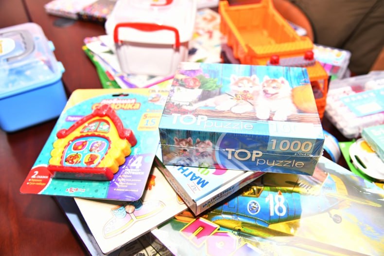 Красноярские врачи присоединились к акции «Коробка храбрости» Красноярские врачи присоединились к акции «Коробка храбрости»