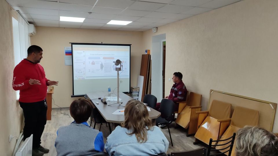 В Лисичанском филиале Луганского центра медицины катастроф прошел очередной обучающий семинар В Лисичанском филиале Луганского центра медицины катастроф прошел очередной обучающий семинар