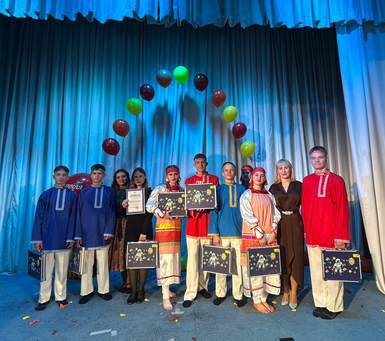 Инна Швенк: В Луганске прошел Фестиваль инклюзивного творчества «Осенняя мелодия» Инна Швенк: В Луганске прошел Фестиваль инклюзивного творчества «Осенняя мелодия»