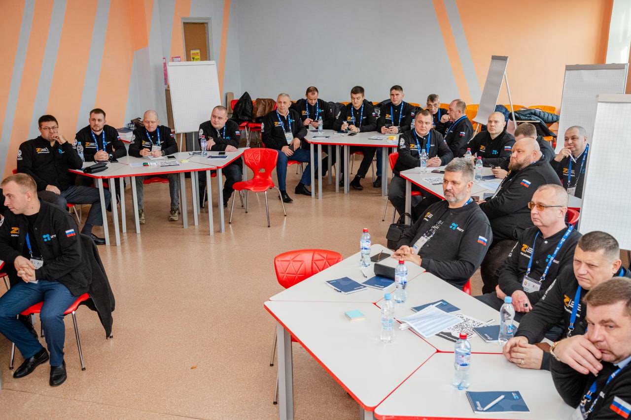 Стартовал второй очный модуль обучения регионального кадрового проекта «Герои Луганщины» Стартовал второй очный модуль обучения регионального кадрового проекта «Герои Луганщины»