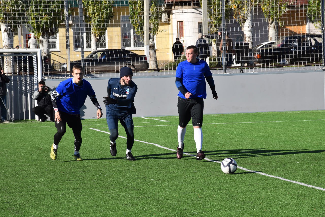 Кировские футболисты приняли участие в соревнованиях на «Кубок Победителей» Кировские футболисты приняли участие в соревнованиях на «Кубок Победителей»