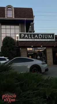 Знакомим с участниками Фестиваля русской кухни