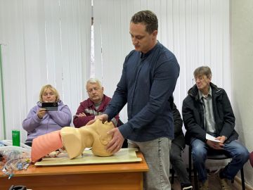 В Алчевске провели тренинг по усовершенствованию навыков работы с медицинским оборудованием