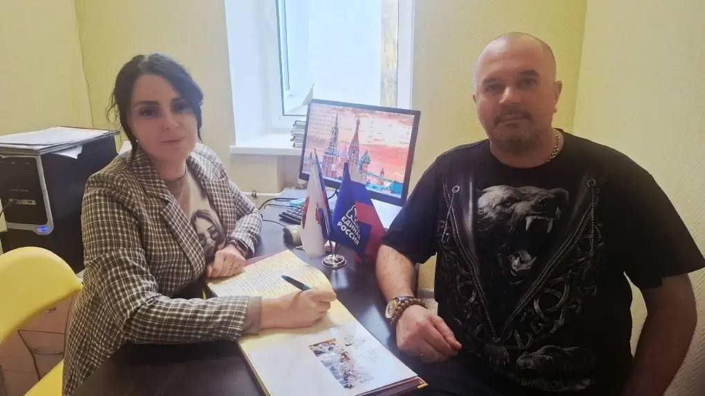 Коллективы ГКУ ЛНР «Семейный центр» филиал № 17 и ГКУ ЛНР «Республиканский центр социальной реабилитации детей-инвалидов «Возрождение» присоединились к акции «Мост благодарности: Северодонецк-Пермский край» Коллективы ГКУ ЛНР «Семейный центр» филиал № 17 и ГКУ ЛНР «Республиканский центр социальной реабилитации детей-инвалидов «Возрождение» присоединились к акции «Мост благодарности: Северодонецк-Пермский край»