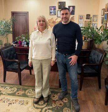 Наталия Пащенко: Сегодня провели встретились с министром здравоохранения Республики Алтай и заместителем председателя правительства региона Дмитрием Анатольевичем Хубезовым