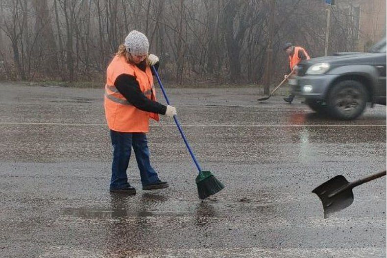 В Свердловском муниципальном округе продолжаются работы по благоустройству В Свердловском муниципальном округе продолжаются работы по благоустройству