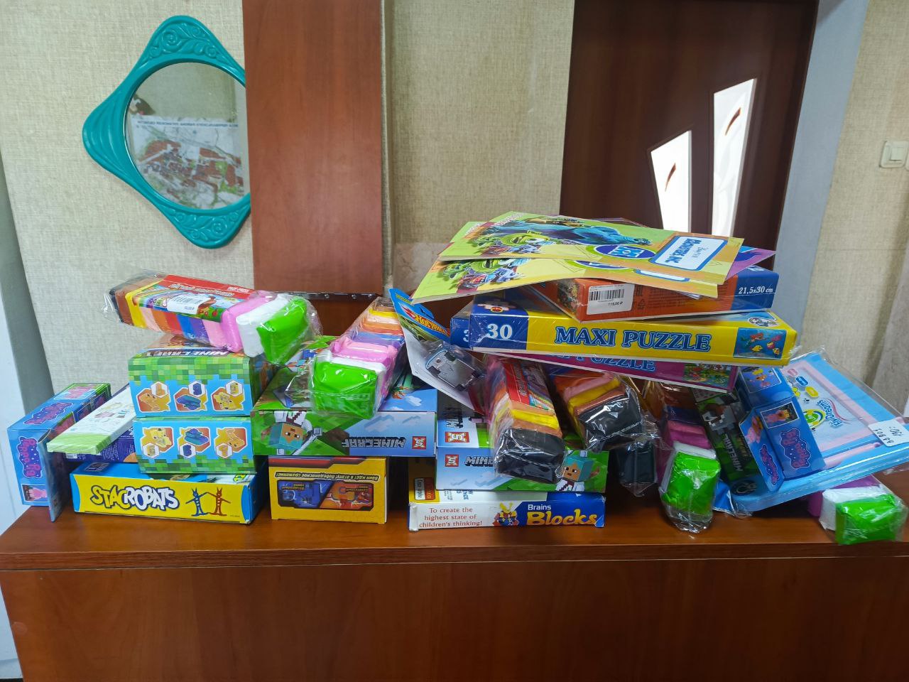 Отдел по ОЖД г. Артемовска присоединился к акции "Коробка храбрости" Отдел по ОЖД г. Артемовска присоединился к акции "Коробка храбрости"