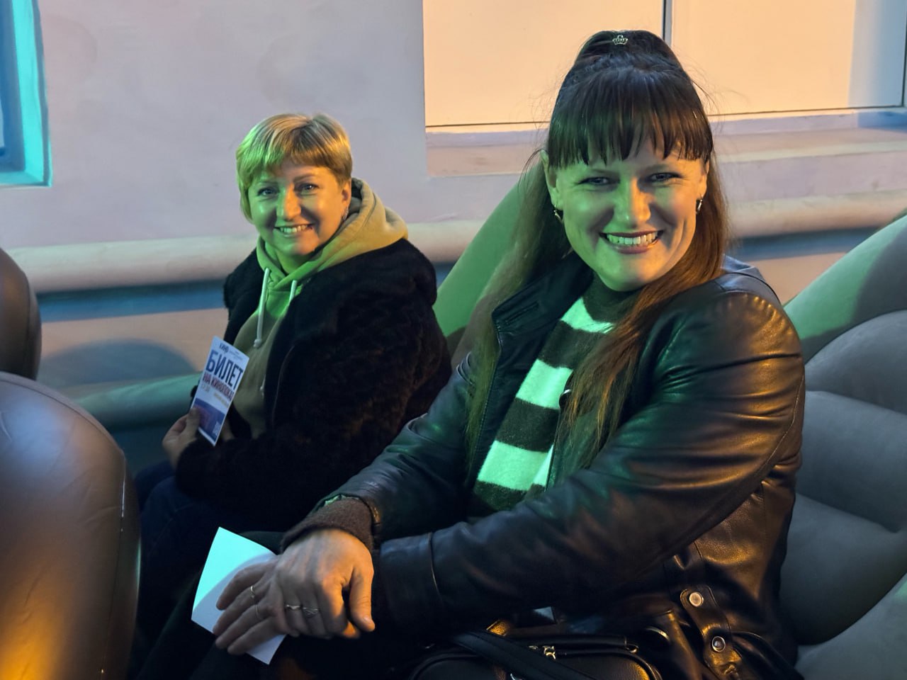 Константин Бутримов: Переездной кинотеатр посетил Нижний Нагольчик Антрацитовского муниципального округа Константин Бутримов: Переездной кинотеатр посетил Нижний Нагольчик Антрацитовского муниципального округа