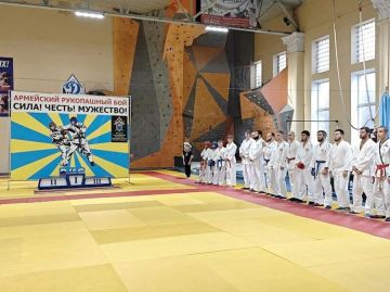 В Луганске прошел первый чемпионат по армейском рукопашному бою