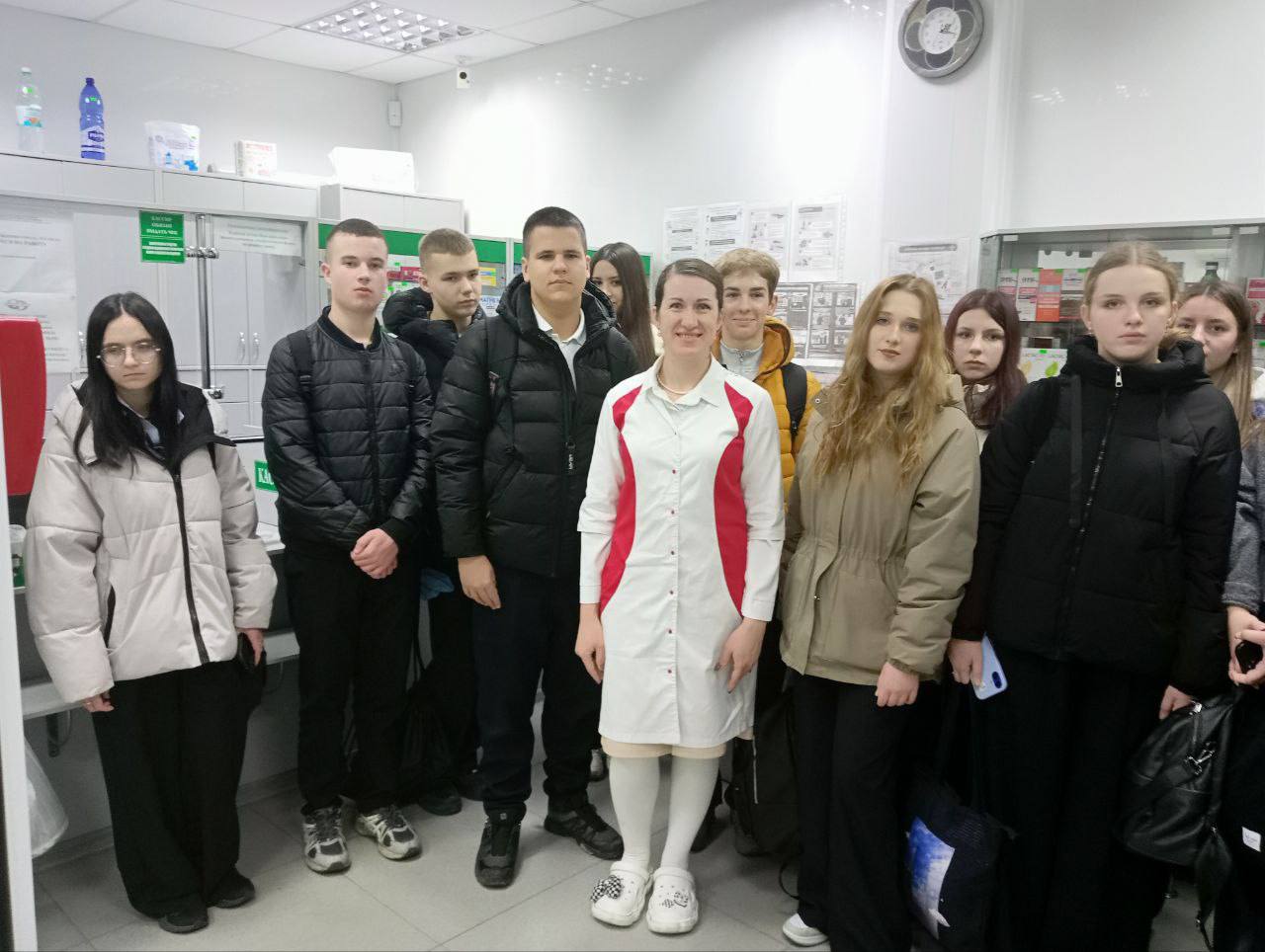 17 ноября 25 в рамках профориентационных мероприятий Аптеку №369 филиала ЦГА г. Луганска №377 ГУП ЛНР "ЛУГМЕДФАРМ" посетили учащиеся выпускных классов ГБОУ ЛНР "ЛУВК имени Г.Т. Берегового". Учащиеся окунулись в самый центр...