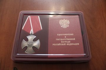 Указом Президента Российской Федерации Владимира Владимировича Путина за проявленные мужество, отвагу и самоотверженность при исполнении воинского долга военнослужащий, проживавший на территории Троицкого муниципального...