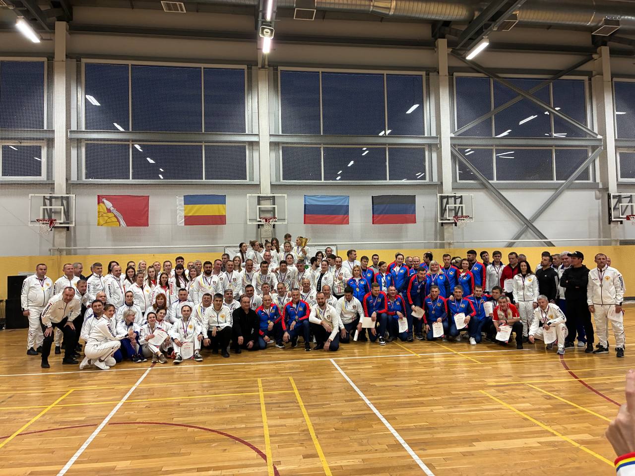 Команда ЛНР заняла третье общекомандное место в спартакиаде госслужащих Команда ЛНР заняла третье общекомандное место в спартакиаде госслужащих