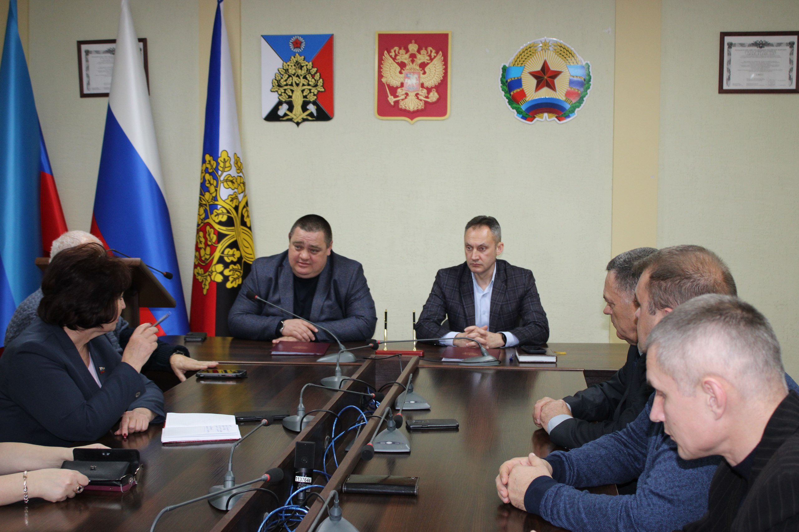 Ровеньки: Взгляд в будущее – Депутатский час определил вектор развития! Ровеньки: Взгляд в будущее – Депутатский час определил вектор развития!