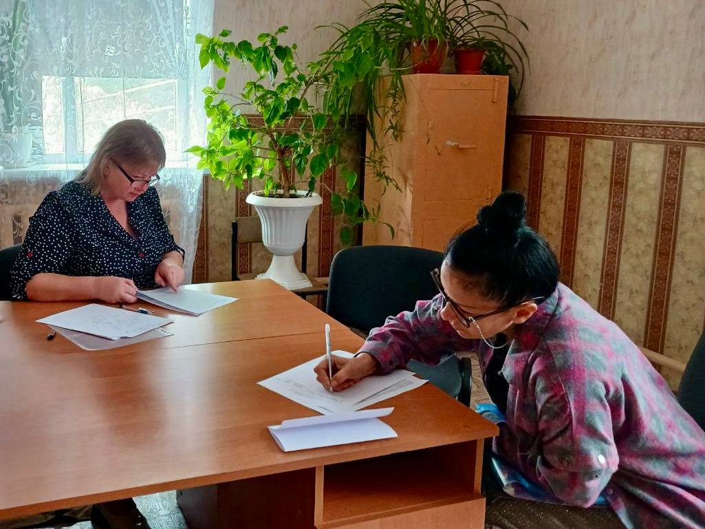 Около 8 тысяч жителей республики обслужили мобильные офисы Республиканского центра социальной защиты населения Около 8 тысяч жителей республики обслужили мобильные офисы Республиканского центра социальной защиты населения