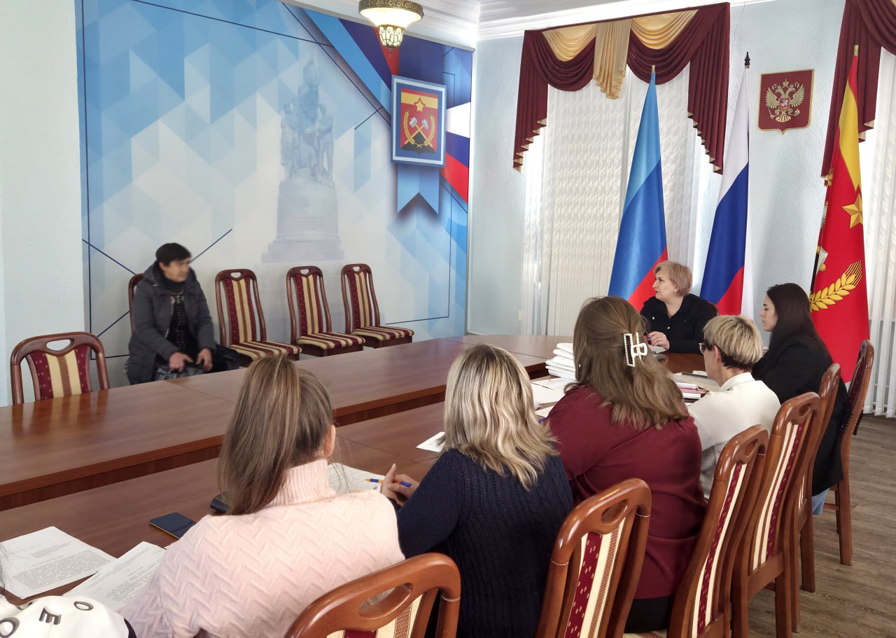 Итоги заседания Совета по опеке в Краснодонском округе Итоги заседания Совета по опеке в Краснодонском округе