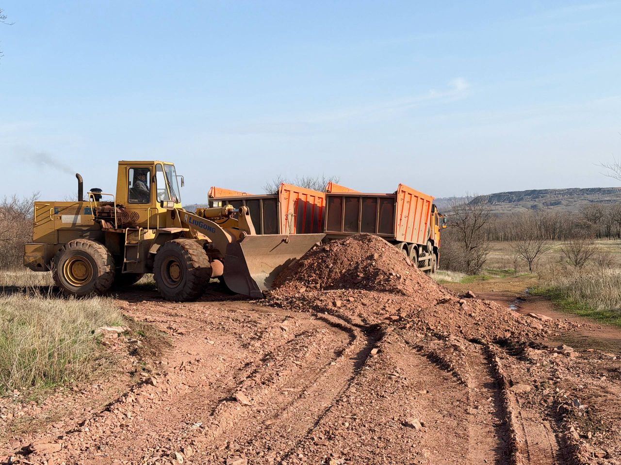 Сергей Колягин: Сегодня сотрудники Муниципального унитарного предприятия «Комбинат коммунальных услуг города Первомайска» провели комплекс мероприятий по подготовке города к предстоящему зимнему сезону Сергей Колягин: Сегодня сотрудники Муниципального унитарного предприятия «Комбинат коммунальных услуг города Первомайска» провели комплекс мероприятий по подготовке города к предстоящему зимнему сезону