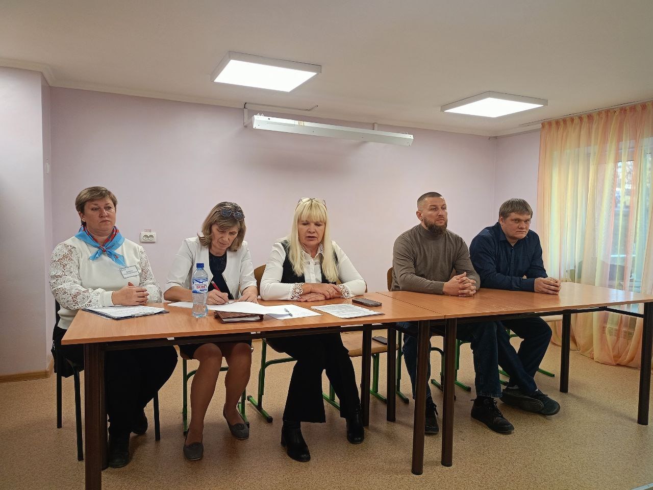 В стенах ГБОУ ЛНР "Беловодская СШ №1" состоялось общешкольное родительское собрание! В этом мероприятии приняли участие родители, педагоги и представители ключевых ведомств муниципалитета В стенах ГБОУ ЛНР "Беловодская СШ №1" состоялось общешкольное родительское собрание! В этом мероприятии приняли участие родители, педагоги и представители ключевых ведомств муниципалитета