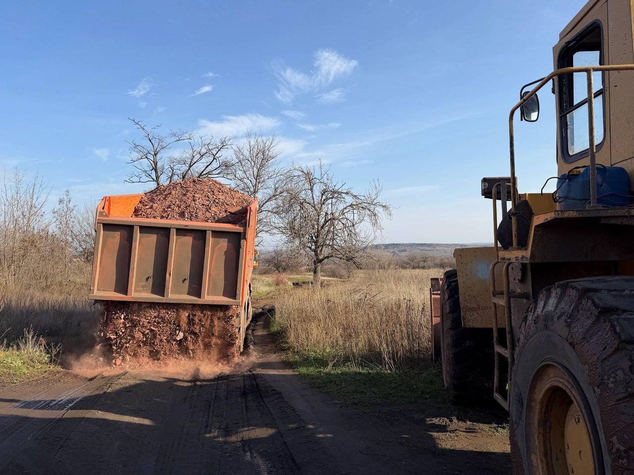 Сергей Колягин: Сегодня сотрудники Муниципального унитарного предприятия «Комбинат коммунальных услуг города Первомайска» провели комплекс мероприятий по подготовке города к предстоящему зимнему сезону Сергей Колягин: Сегодня сотрудники Муниципального унитарного предприятия «Комбинат коммунальных услуг города Первомайска» провели комплекс мероприятий по подготовке города к предстоящему зимнему сезону