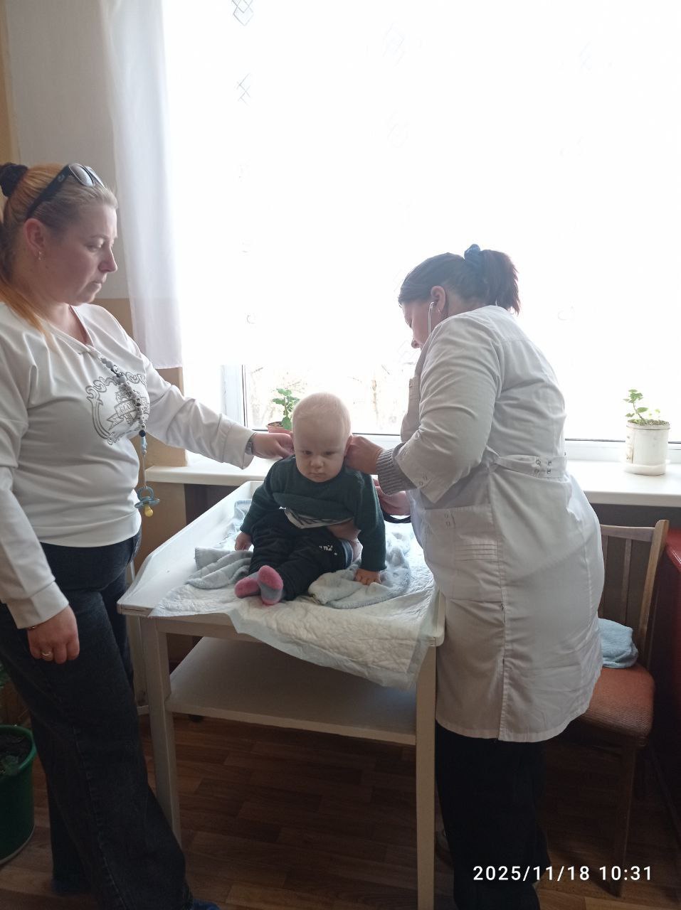 Сегодня в Перевальск прибыли врачи-педиатры Оксана Мужикова и Анастасия Корчагина из детской поликлиники №9 города Оренбурга Сегодня в Перевальск прибыли врачи-педиатры Оксана Мужикова и Анастасия Корчагина из детской поликлиники №9 города Оренбурга