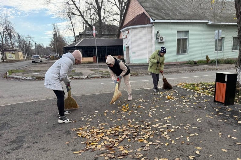 В Червонопартизанске провели субботник