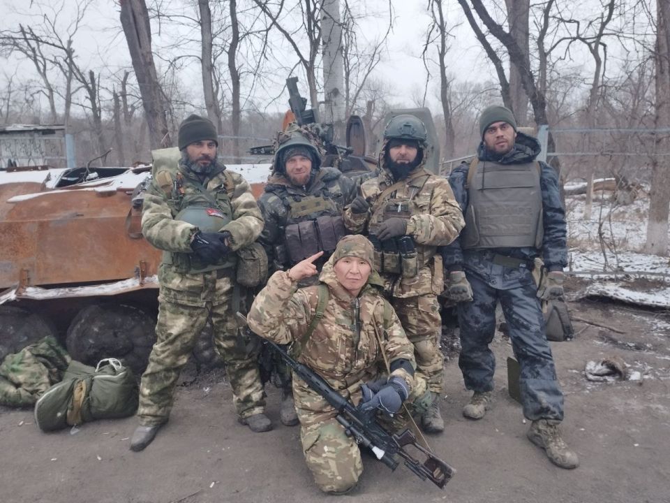 Из воспоминаний бойца с позывным «Якут» спецназа «Ахмат» МО РФ: Хроника боёв за Соледар Из воспоминаний бойца с позывным «Якут» спецназа «Ахмат» МО РФ: Хроника боёв за Соледар
