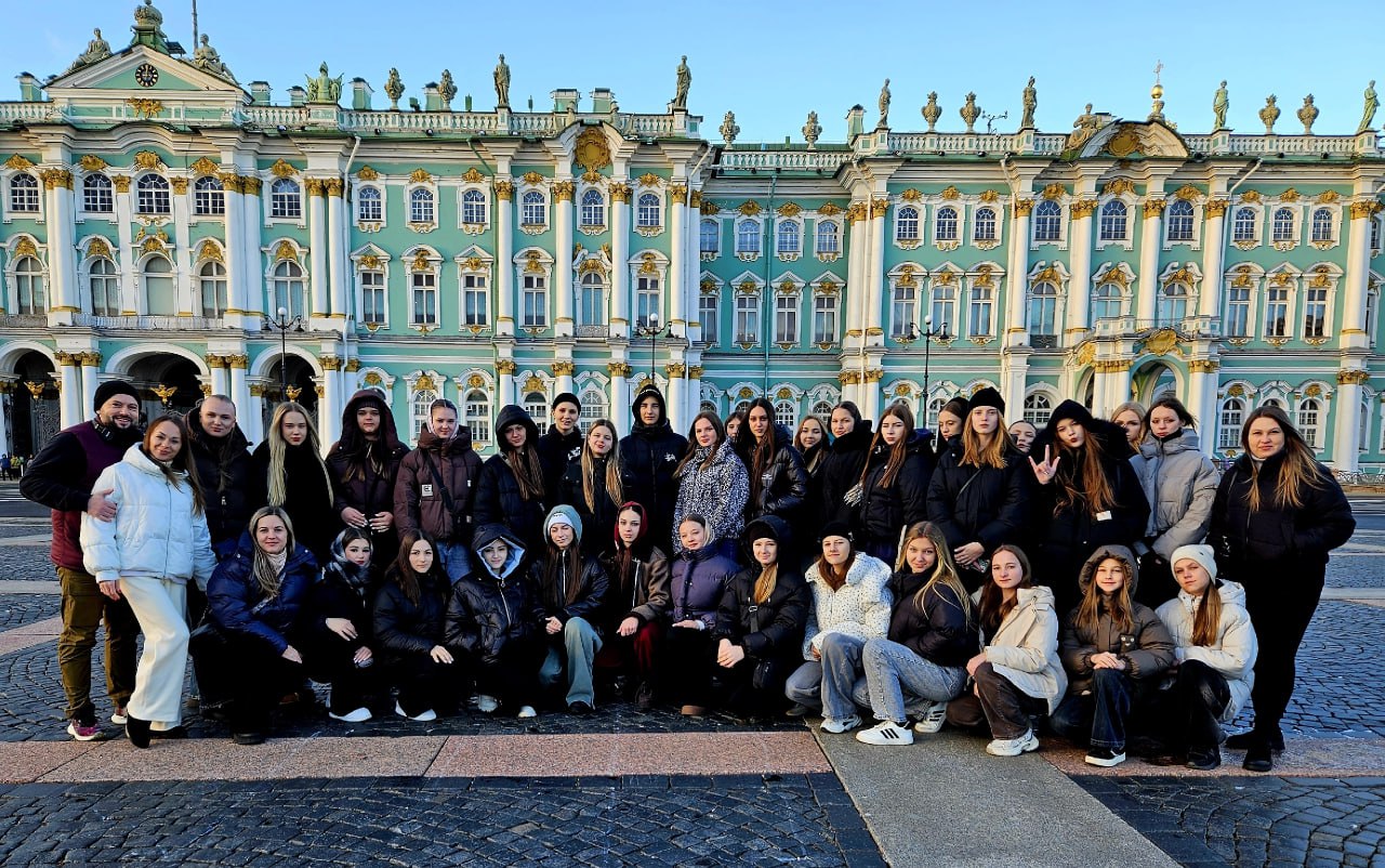 Яркие победы краснодонских коллективов на всероссийских сценах Яркие победы краснодонских коллективов на всероссийских сценах
