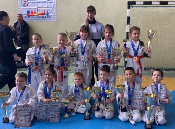 Победа в ДНР киокушин. 15 ноября в пгт