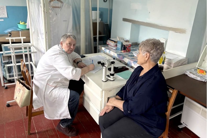 Красноярские врачи продолжают осуществлять выездные приемы в населенные пункты Свердловского округа Красноярские врачи продолжают осуществлять выездные приемы в населенные пункты Свердловского округа