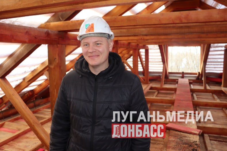 Красноярский край продолжает ход ремонта Комсомольского поселкового клуба Красноярский край продолжает ход ремонта Комсомольского поселкового клуба