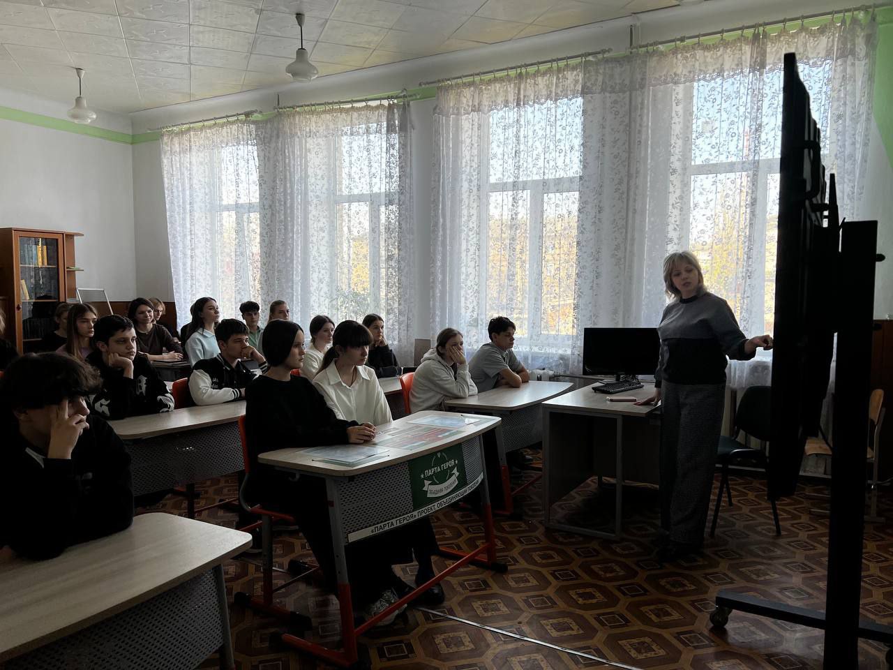 Медицинский работник - это престижная и уважаемая профессия Медицинский работник - это престижная и уважаемая профессия