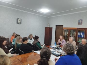 В поселке Краснодон состоялось собрание активных граждан, посвященное вопросам организации территориального общественного самоуправления (ТОС) на их территории