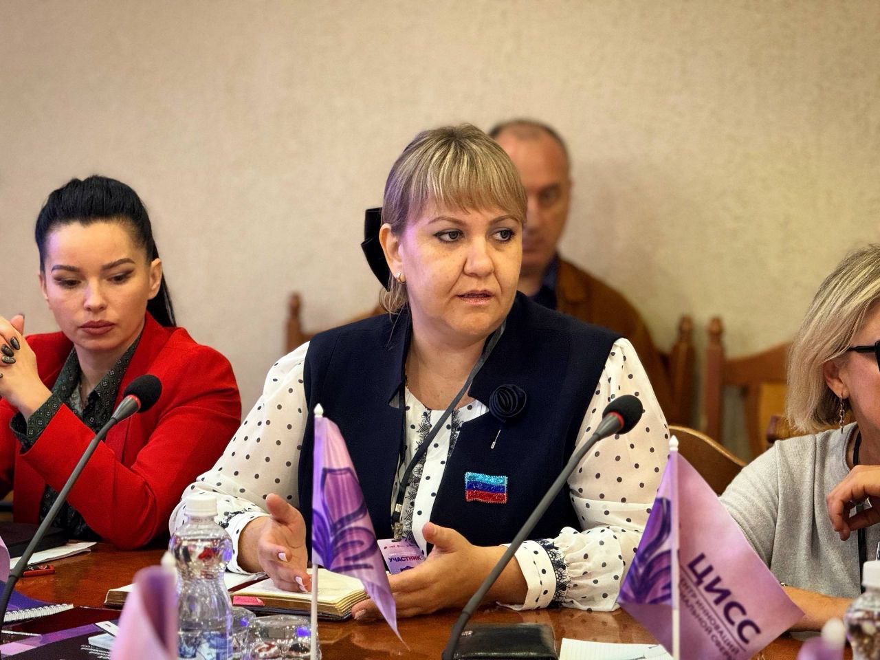 Не просто бизнес, а миссия: в Луганске обсудили законодательные инициативы для развития соцпредпринимательства Не просто бизнес, а миссия: в Луганске обсудили законодательные инициативы для развития соцпредпринимательства