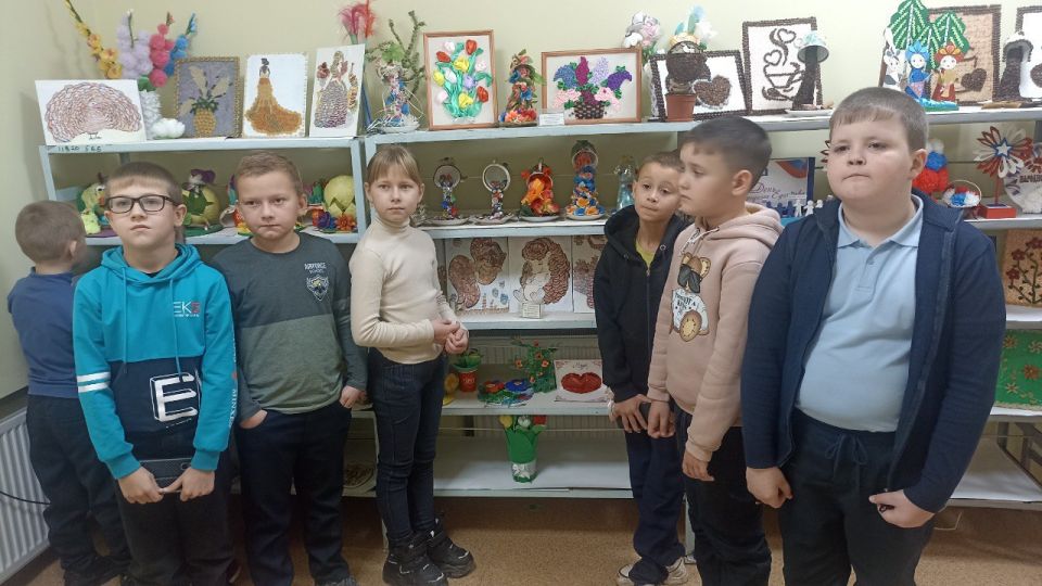 С начала ноября в филиале №21 «Лозно–Александровский ПДК» открыта выставка творческих работ «Чудеса рукотворные» С начала ноября в филиале №21 «Лозно–Александровский ПДК» открыта выставка творческих работ «Чудеса рукотворные»