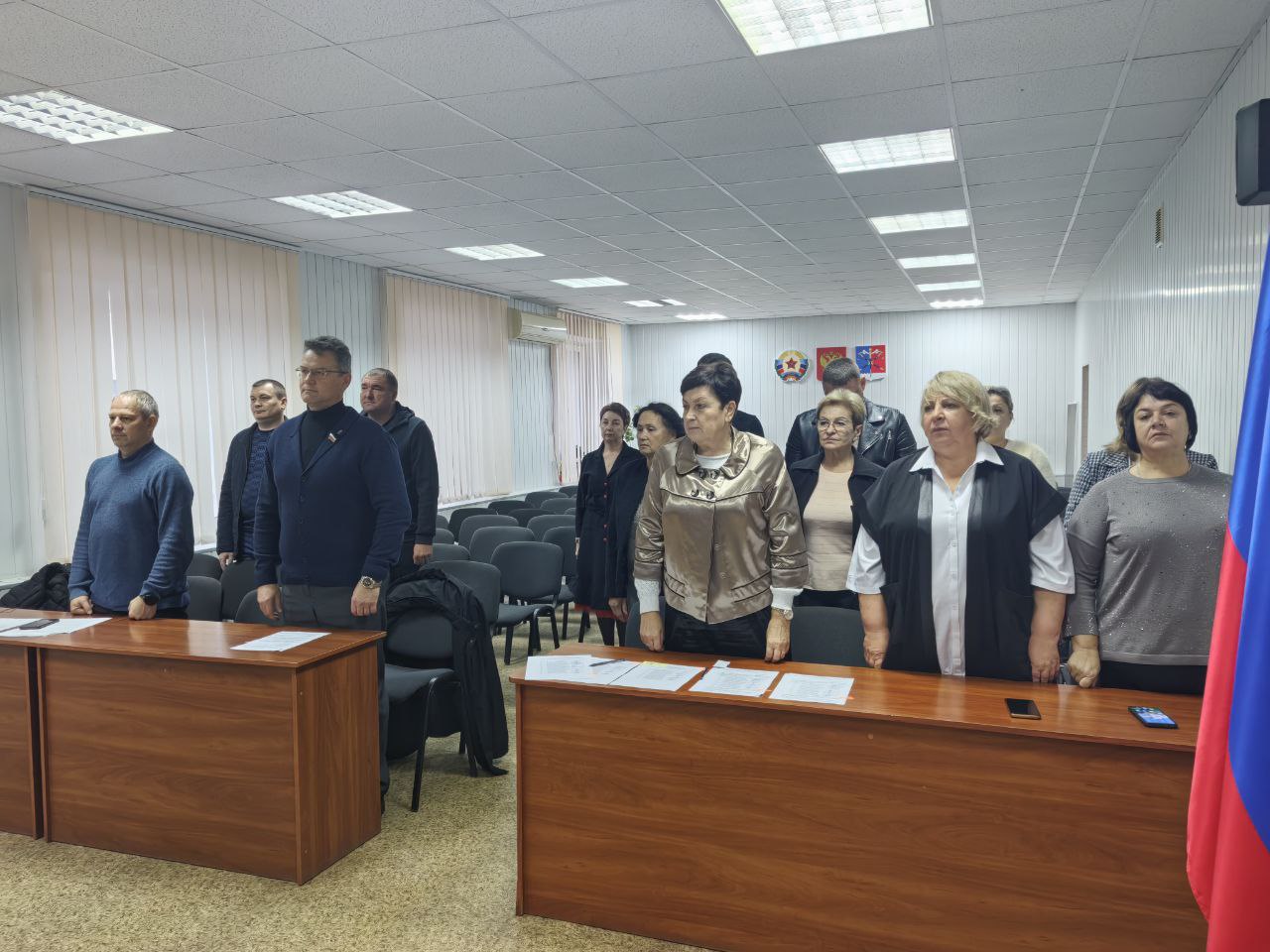 19.11.2025г. в Станице Луганской было проведено XL заседание сессии I созыва Совета депутатов Станично-Луганского МО ЛНР