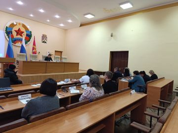 В Администрации Перевальского округа состоялось заседание комиссии по делам несовершеннолетних и защите их прав муниципального образования Перевальский муниципальный округ