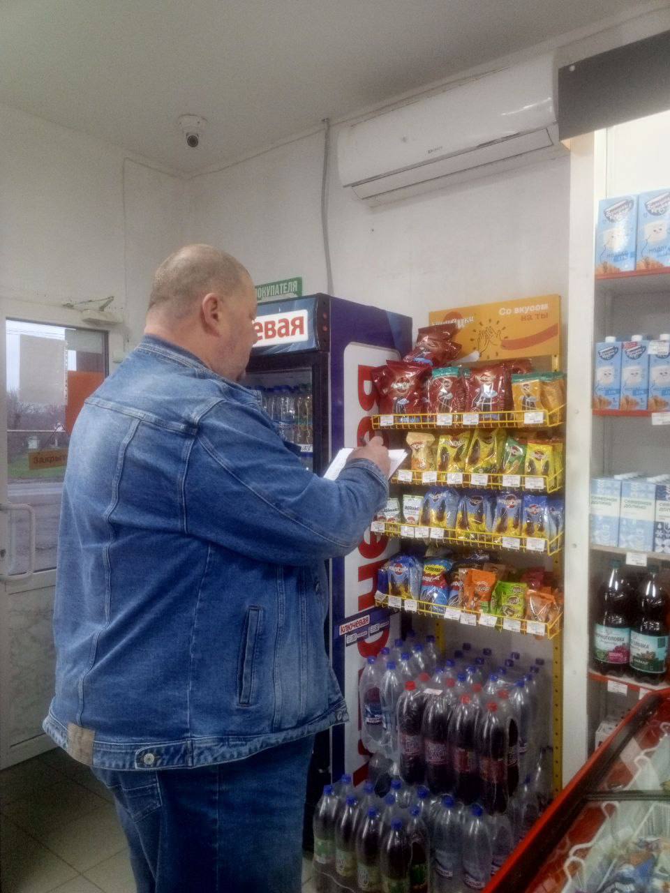 Сотрудники Петровского отдела жизнеобеспечения населенных пунктов Петровка, Войтово на протяжении периода с 12.11.2025 по 19.11.2025 г: Сотрудники Петровского отдела жизнеобеспечения населенных пунктов Петровка, Войтово на протяжении периода с 12.11.2025 по 19.11.2025 г: