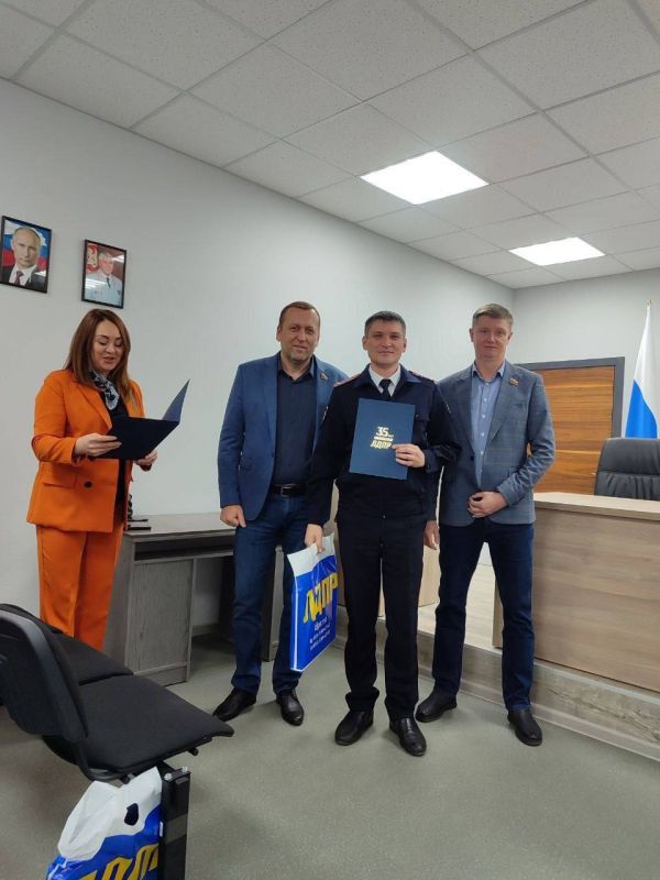 СЛОВА БЛАГОДАРНОСТИ ТЕМ, КТО ОБЕРЕГАЕТ НАШ ПОРЯДОК СЛОВА БЛАГОДАРНОСТИ ТЕМ, КТО ОБЕРЕГАЕТ НАШ ПОРЯДОК