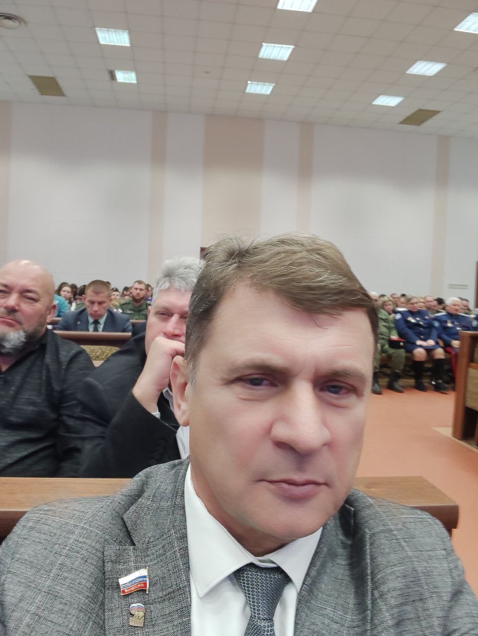 Роман Лысенко: 19 ноября в Луганске прошла IV Конференция «Единой России» Роман Лысенко: 19 ноября в Луганске прошла IV Конференция «Единой России»