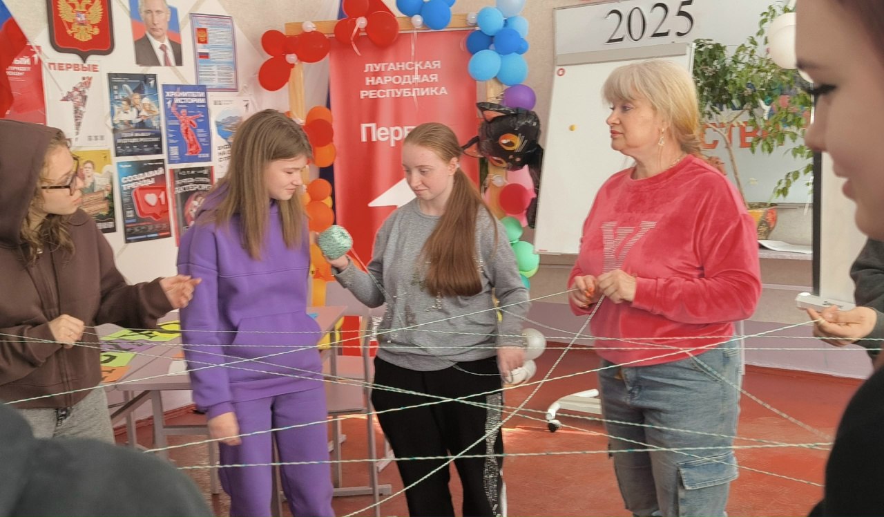 В Лутугинском колледже прошел урок-исследование В Лутугинском колледже прошел урок-исследование