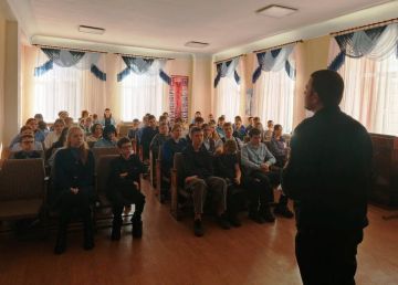 "Я и Закон: Мои права, обязанности и ответственность" – Правовой урок в преддверии Дня защиты прав ребёнка в Брянковской специализированной школе №1