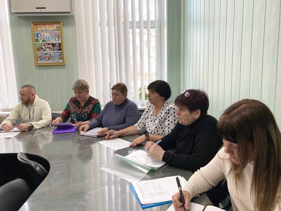 Марина Филиппова: По поручению Главы ЛНР Леонида Пасечника в Новоайдарском округе продолжается планомерная работа по организации воинского учета Марина Филиппова: По поручению Главы ЛНР Леонида Пасечника в Новоайдарском округе продолжается планомерная работа по организации воинского учета