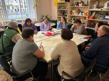 Владимир Чернев: Специалисты отдела опеки, попечительства и патронажа провели важный информационный семинар для опекунов и попечителей