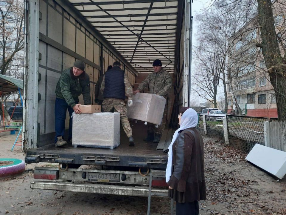 В Первомайск доставили гуманитарный груз из Калужской области В Первомайск доставили гуманитарный груз из Калужской области